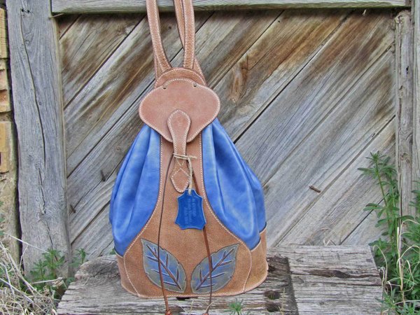Earth - blue backpack