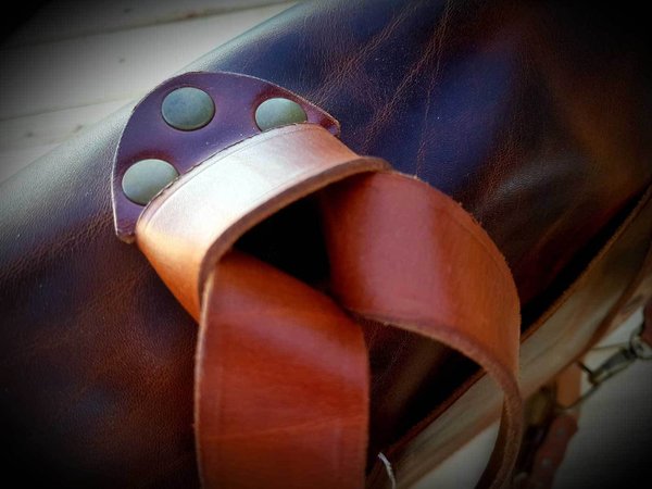 Cartera - mochila bronce - cuero natural